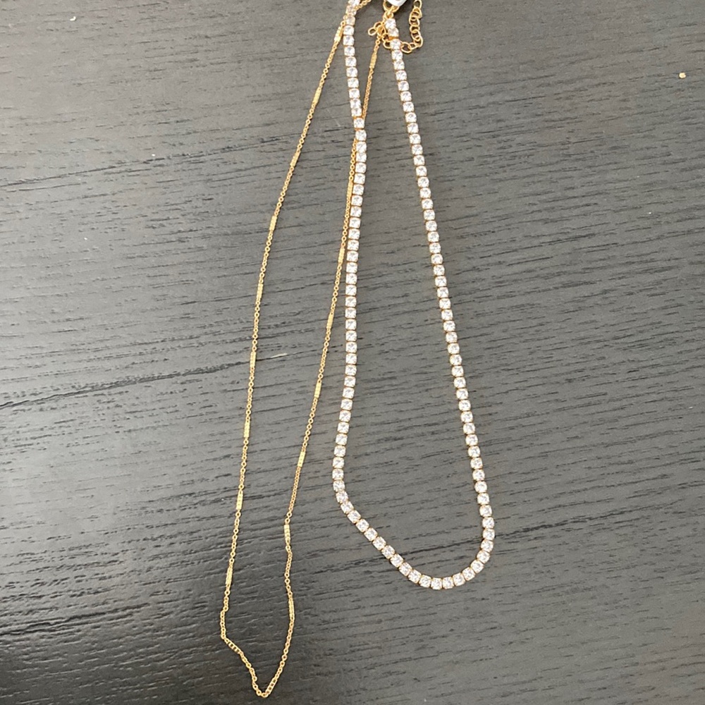 New 18KT Gold Plated 2 PC Necklace Set